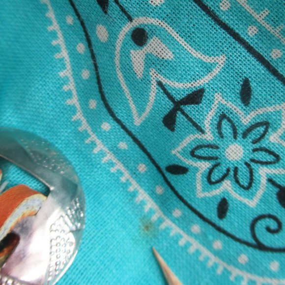 Y2K Southwestern Bandana Silver Tone Metal Conchos, Leather Fringe & Beads New - Picture 7 of 10